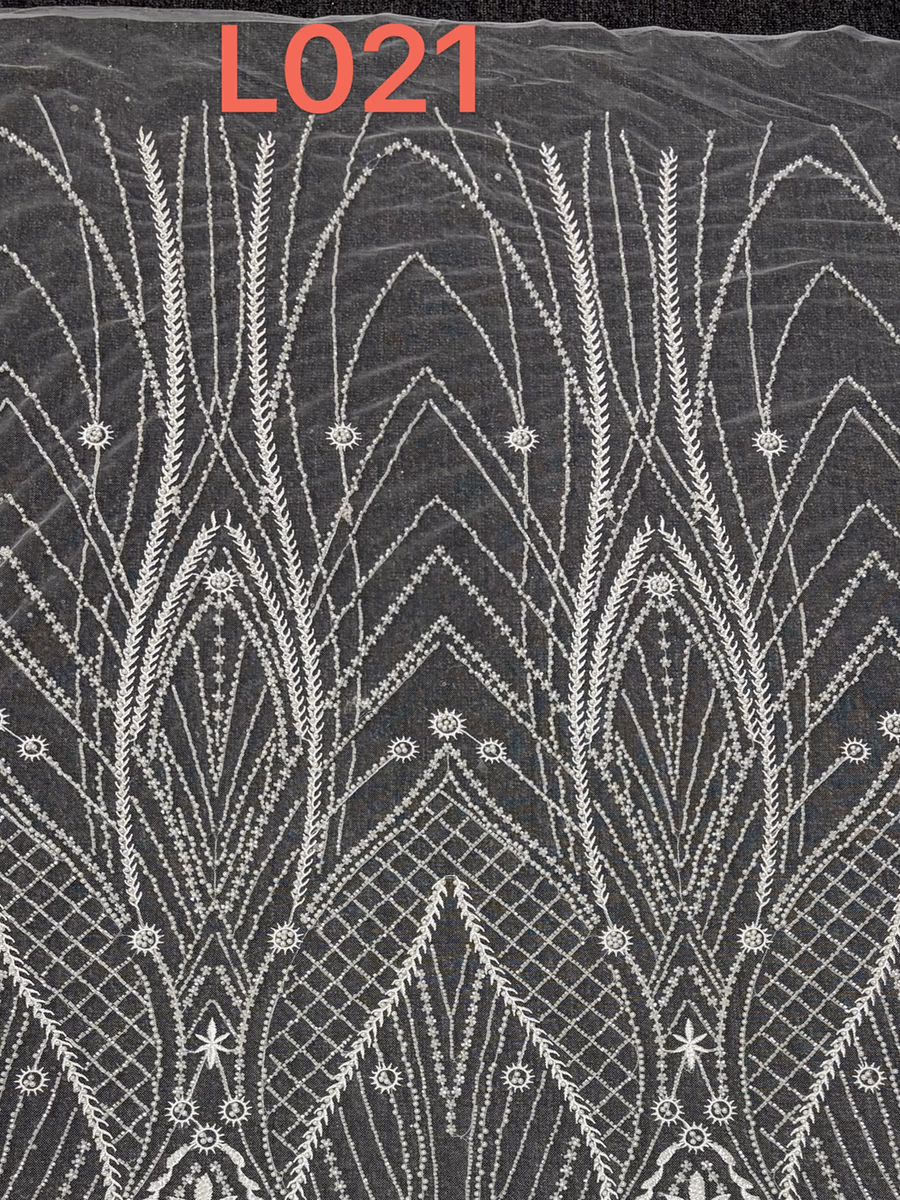 SEQUIN EMBROIDERED MESH L021 fabric detail 1