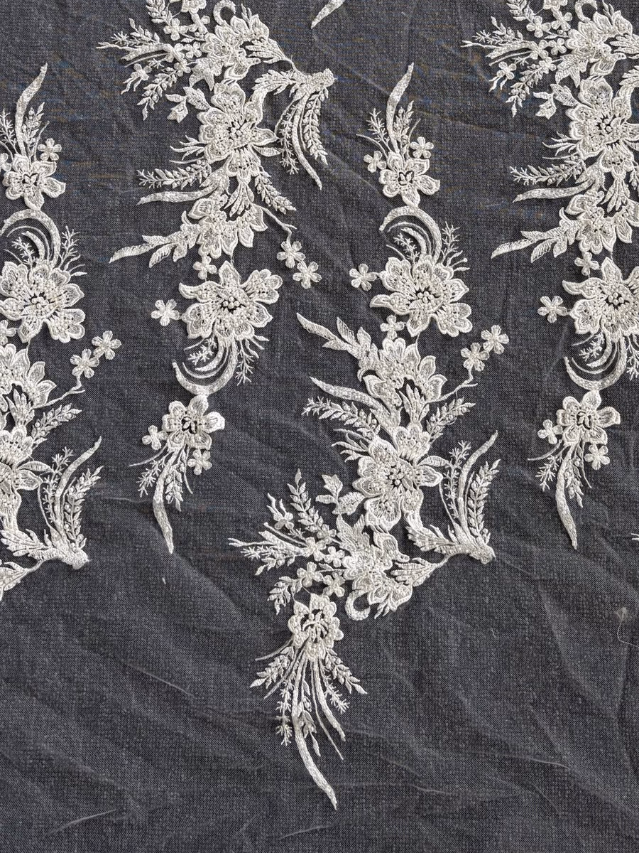 SEQUIN EMBROIDERED MESH WP8087 fabric detail 3