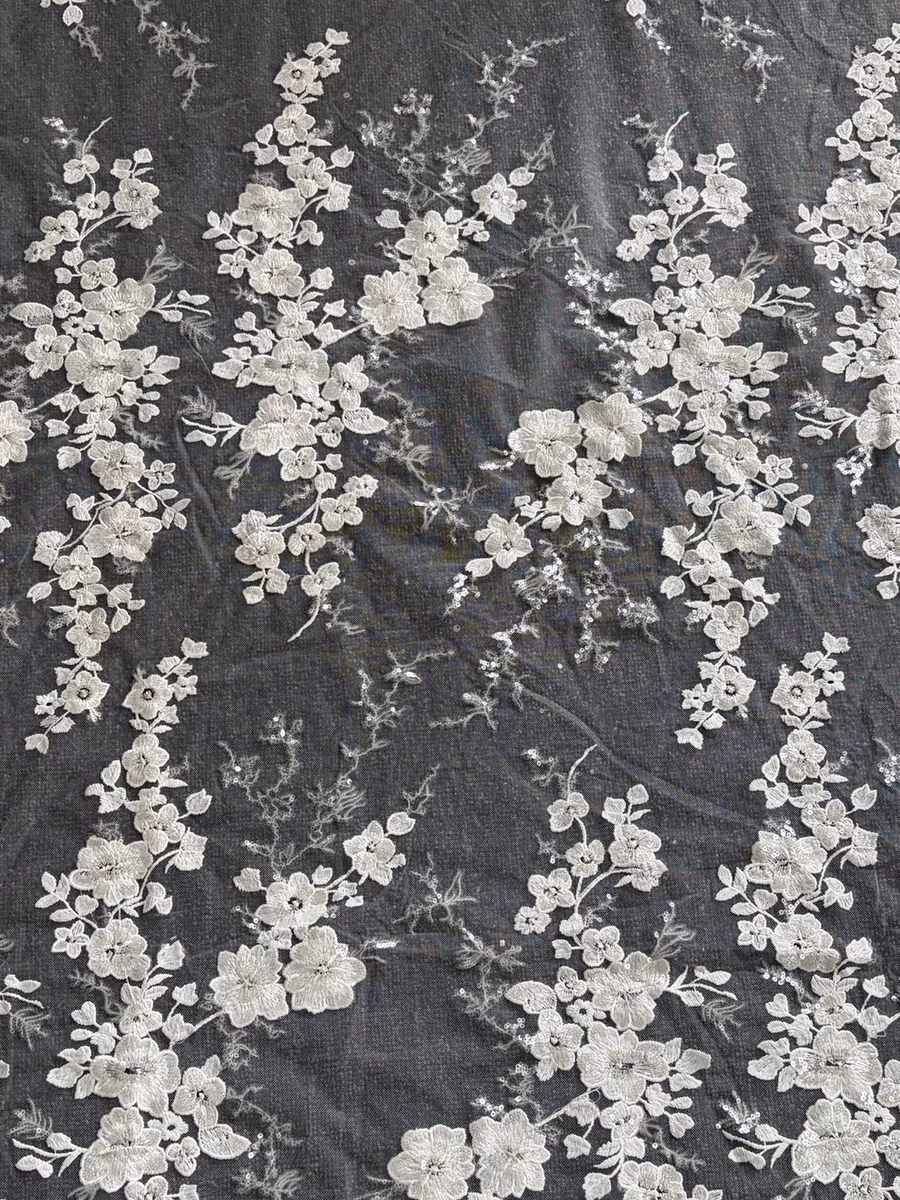 SEQUIN EMBROIDERED MESH Y204 fabric detail 2