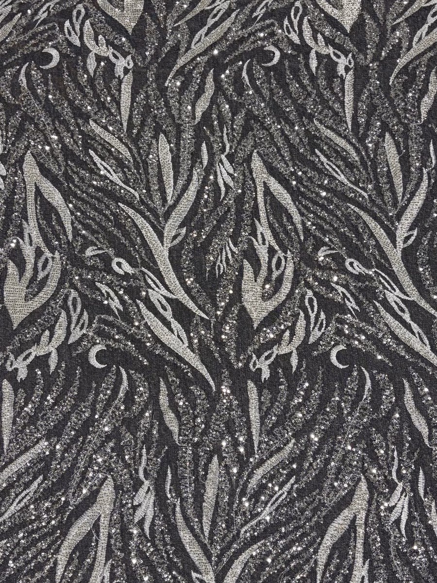 SEQUIN EMBROIDERED MESH Y366 fabric detail 2